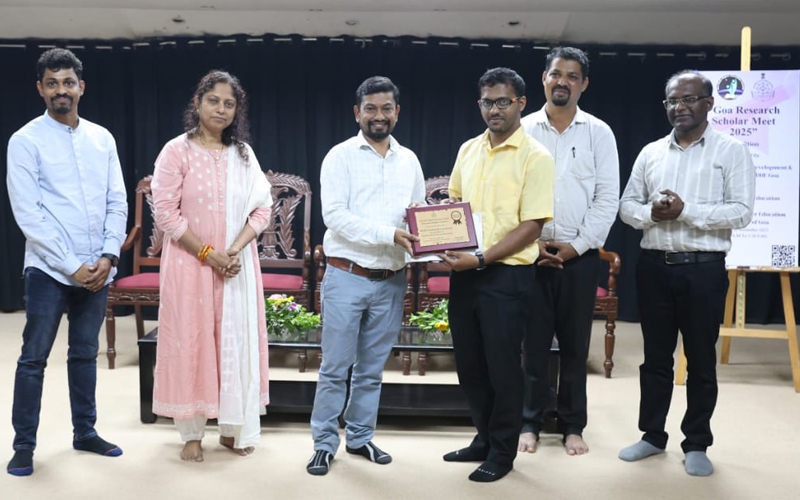 Ph.D. Scholar from SPAS Wins Best Poster Presentation Award