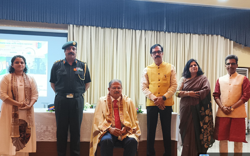 Rakshabandhan - Literary Salute to Soldiers and Honoring of Leadership, Marathi, SGSLL